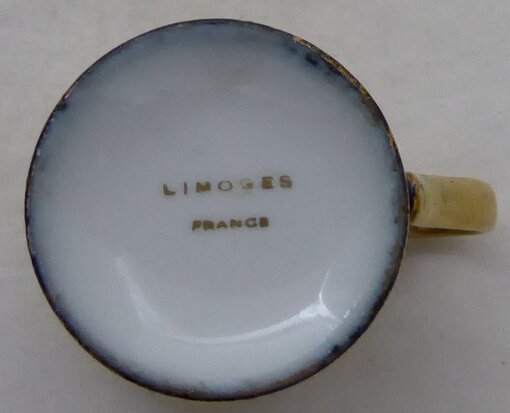 Limoges Porzellan Tasse und Untertasse 